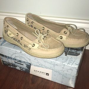 Girl’s cheetah print sperrys